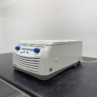 Eppendorf 5418R Refrigerated Centrifuge image 1